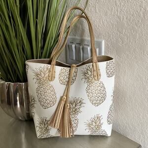 Pineapple Gold Tassels Print Womens Large Beach Tote